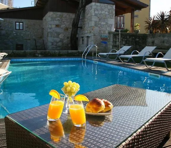 乡村民宿 卡萨帝若昂埃内斯 - 阿范夫住宅酒店 *