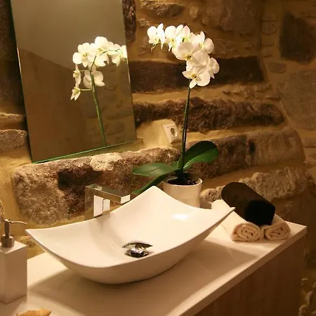 Casa D' Joao Enes - *